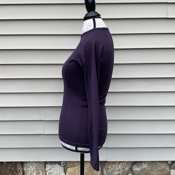 THE North Face Woman’s FlashDry Long-Sleeve Shirt - Eggplant - Picture 6 of 14